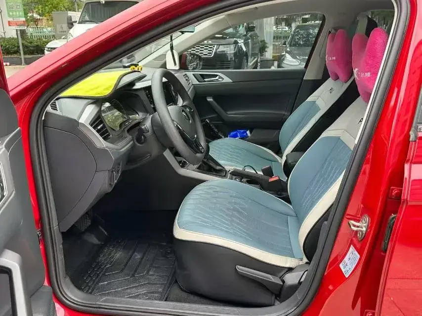 2021 VOLKSWAGEN POLO thumbnail 3