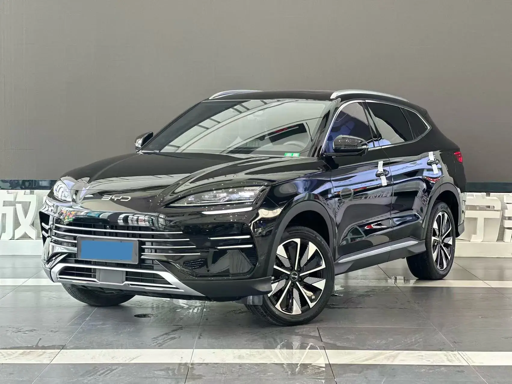 2025 BYD SONG view 1