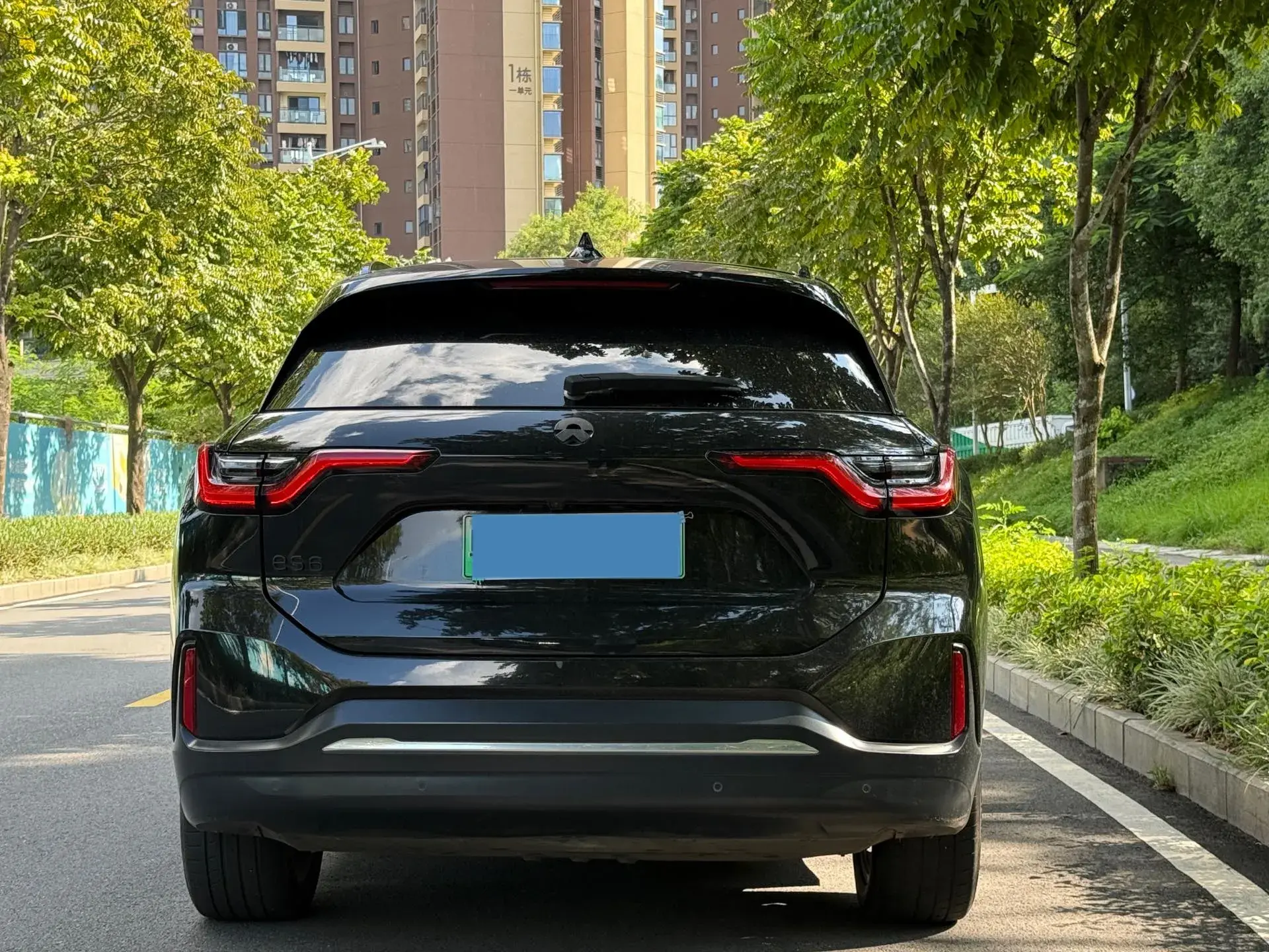 2022 HONGQI HS5 thumbnail 2