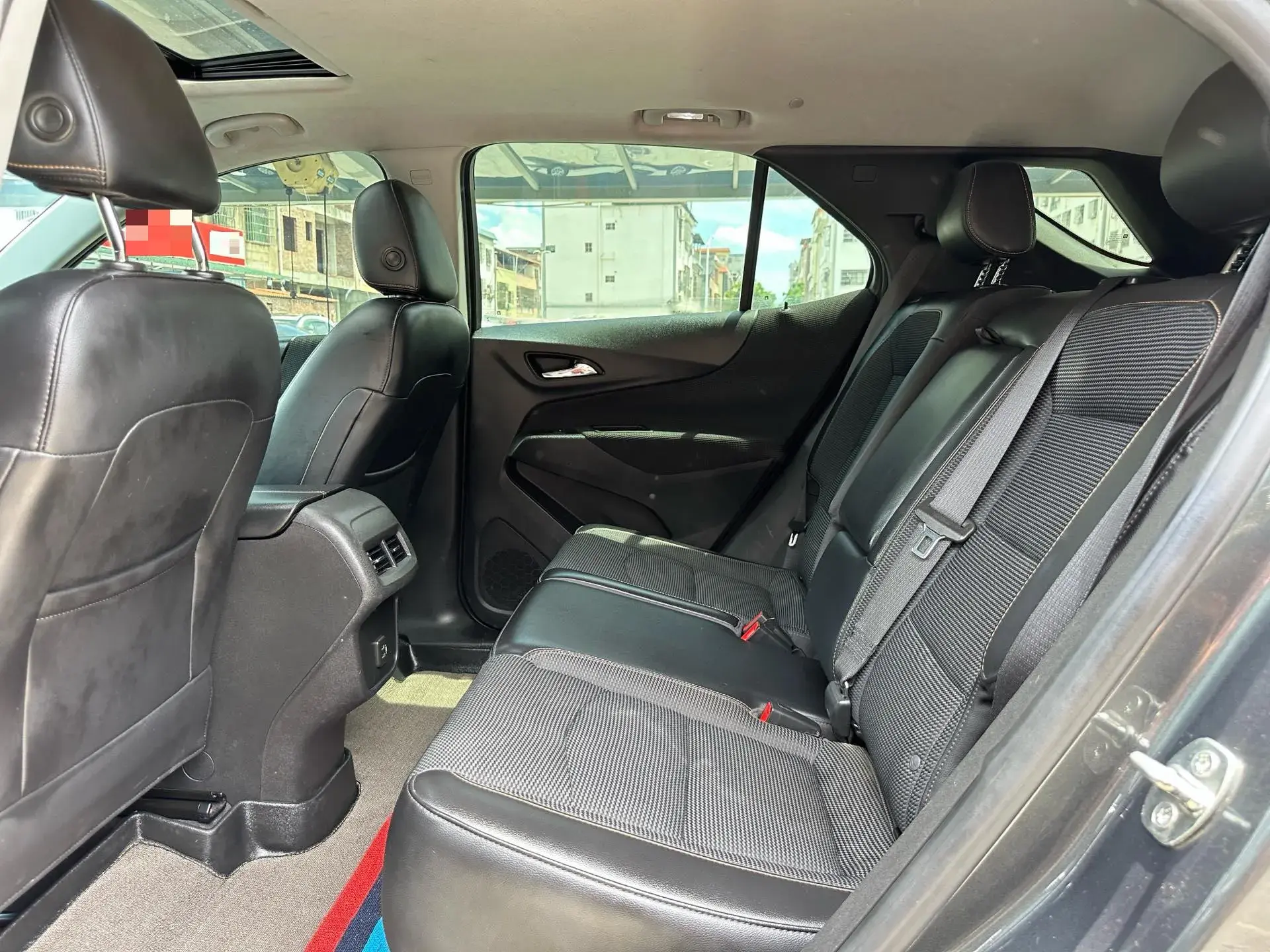 2018 CHEVROLET EQUINOX thumbnail 4