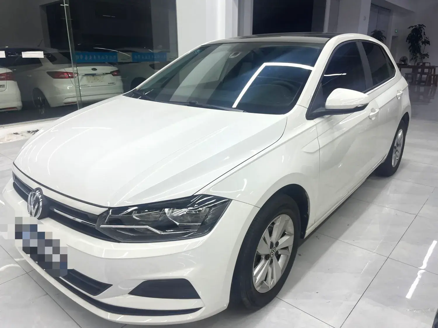 2019 VOLKSWAGEN POLO view 1