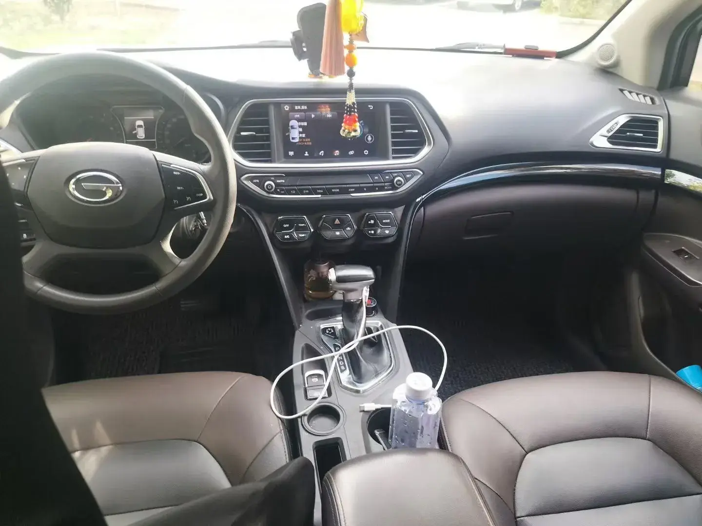 2017 GAC TRUMPCHI thumbnail 3