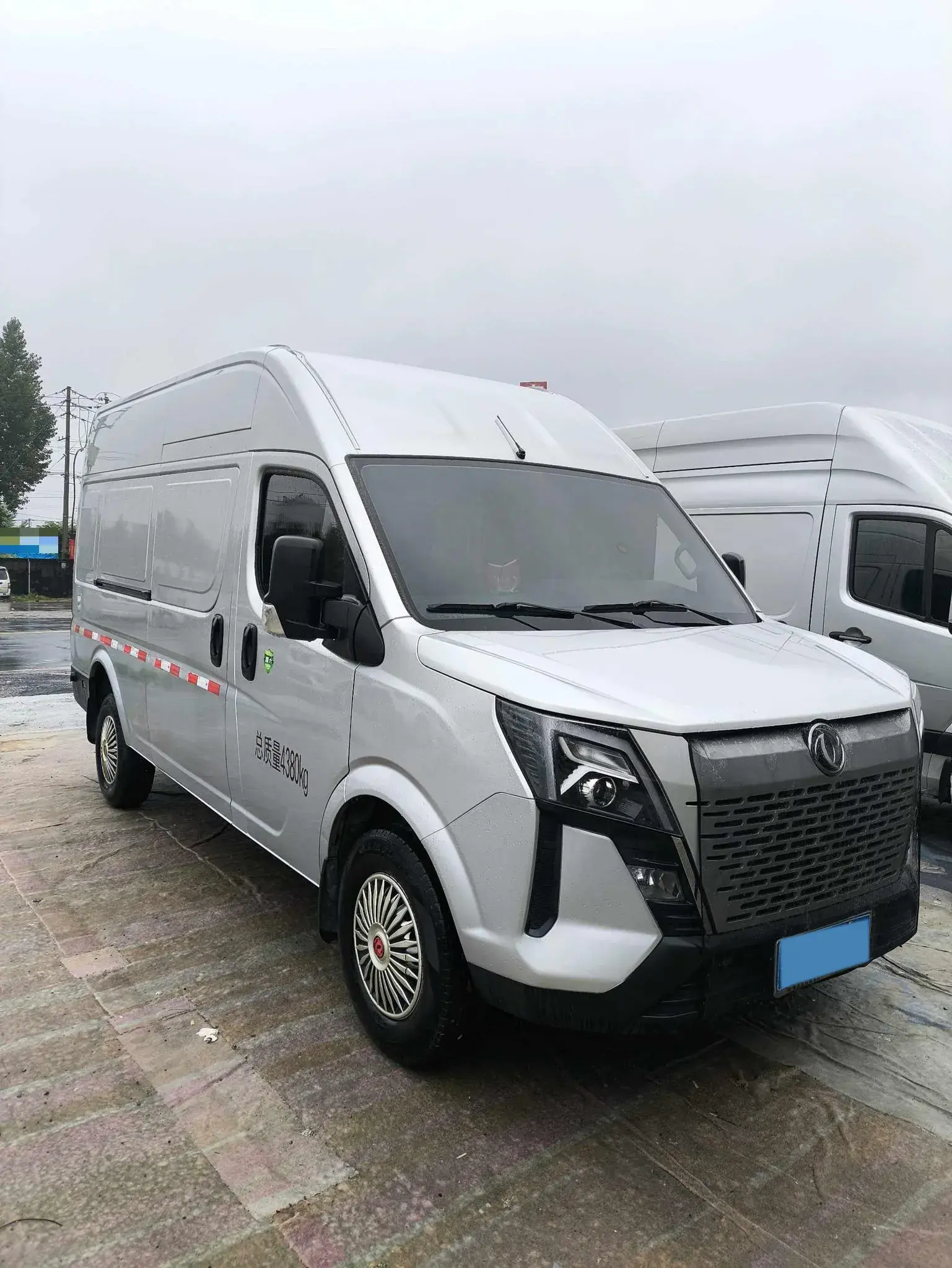 2023 DONGFENG DFAC thumbnail 3