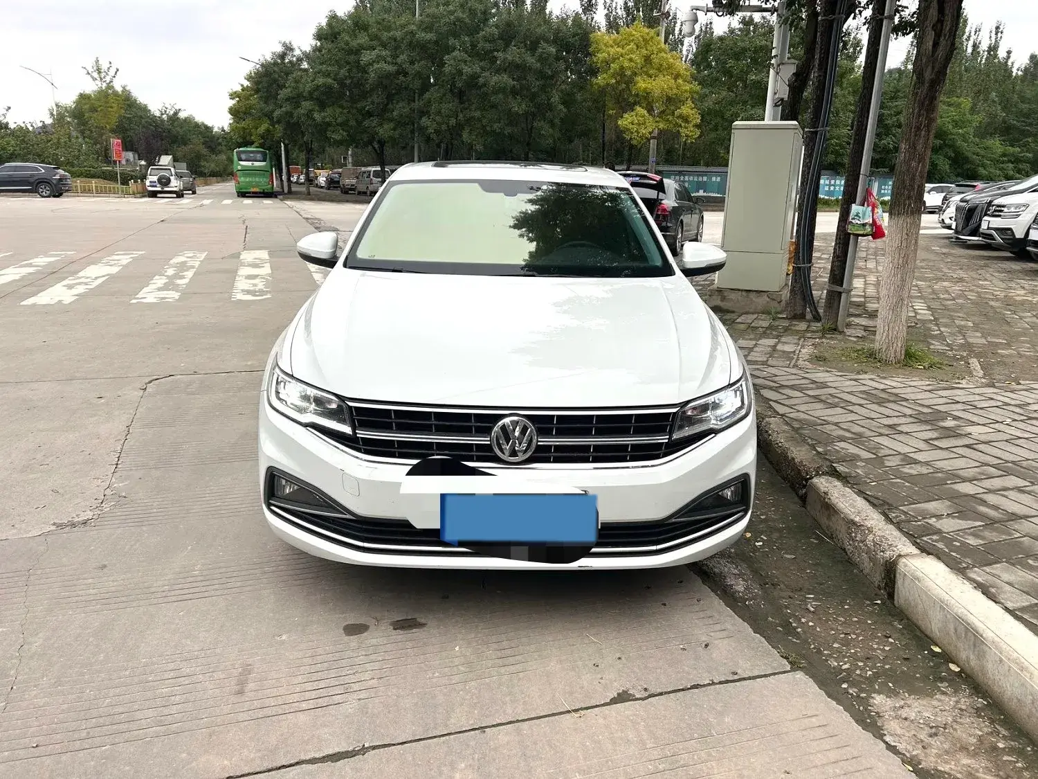 2020 VOLKSWAGEN BORA thumbnail 2