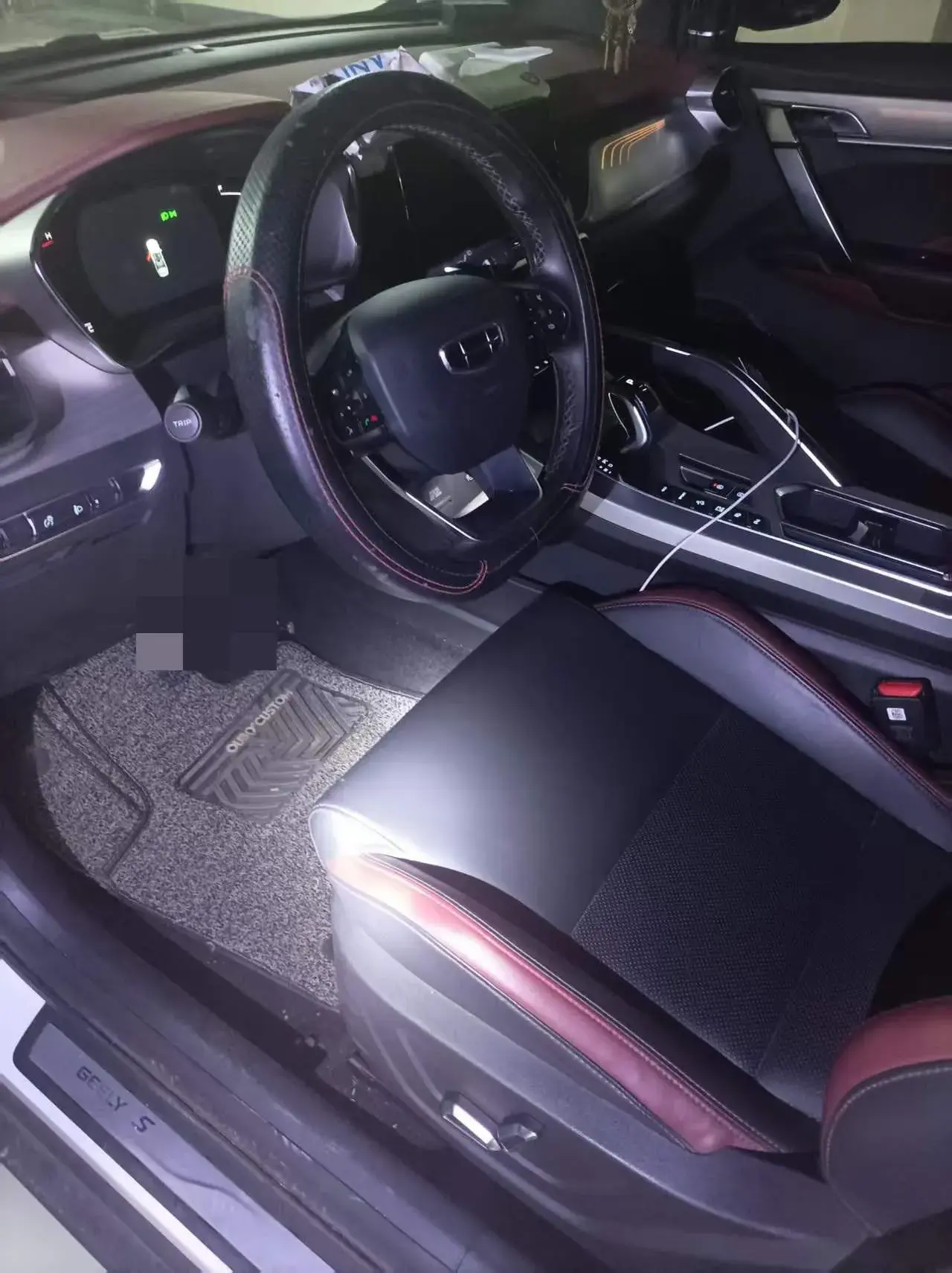 2019 GEELY COOLRAY thumbnail 2