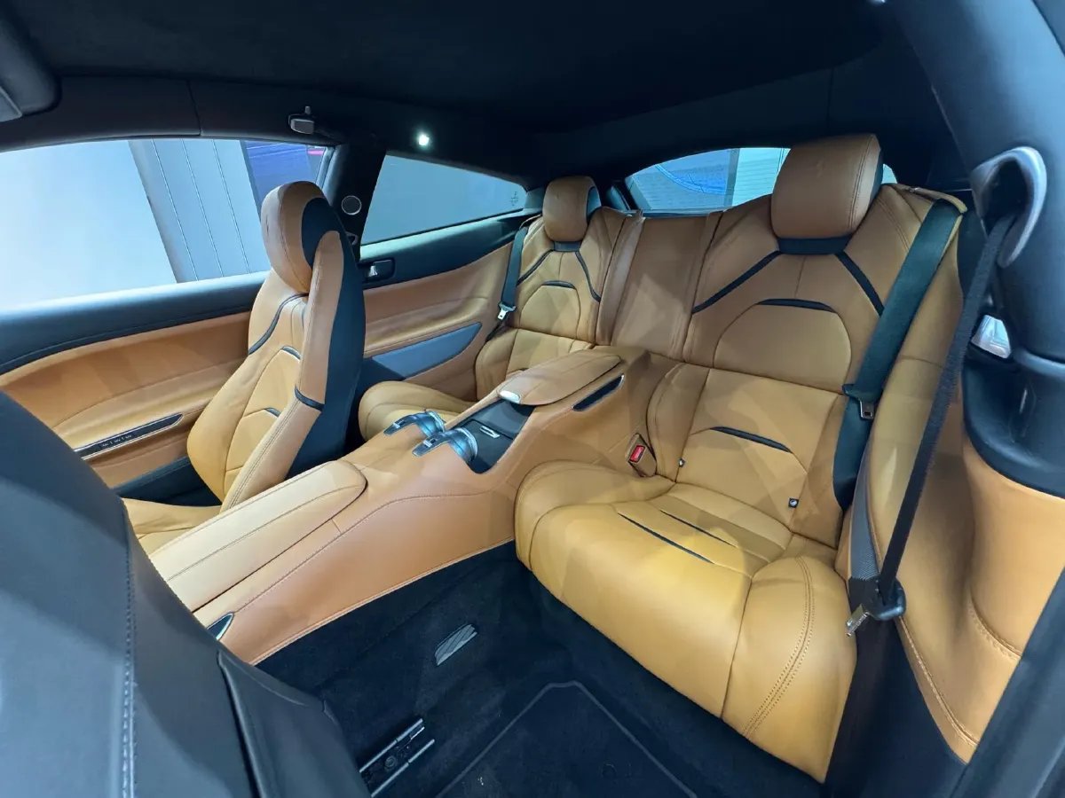 2017 Ferrari GTC4 Lusso 3.9T 609HP V8 7DCT,autocango,china used car exporter,china ev exporter,chinese used car exporter,chinese used ev exporter