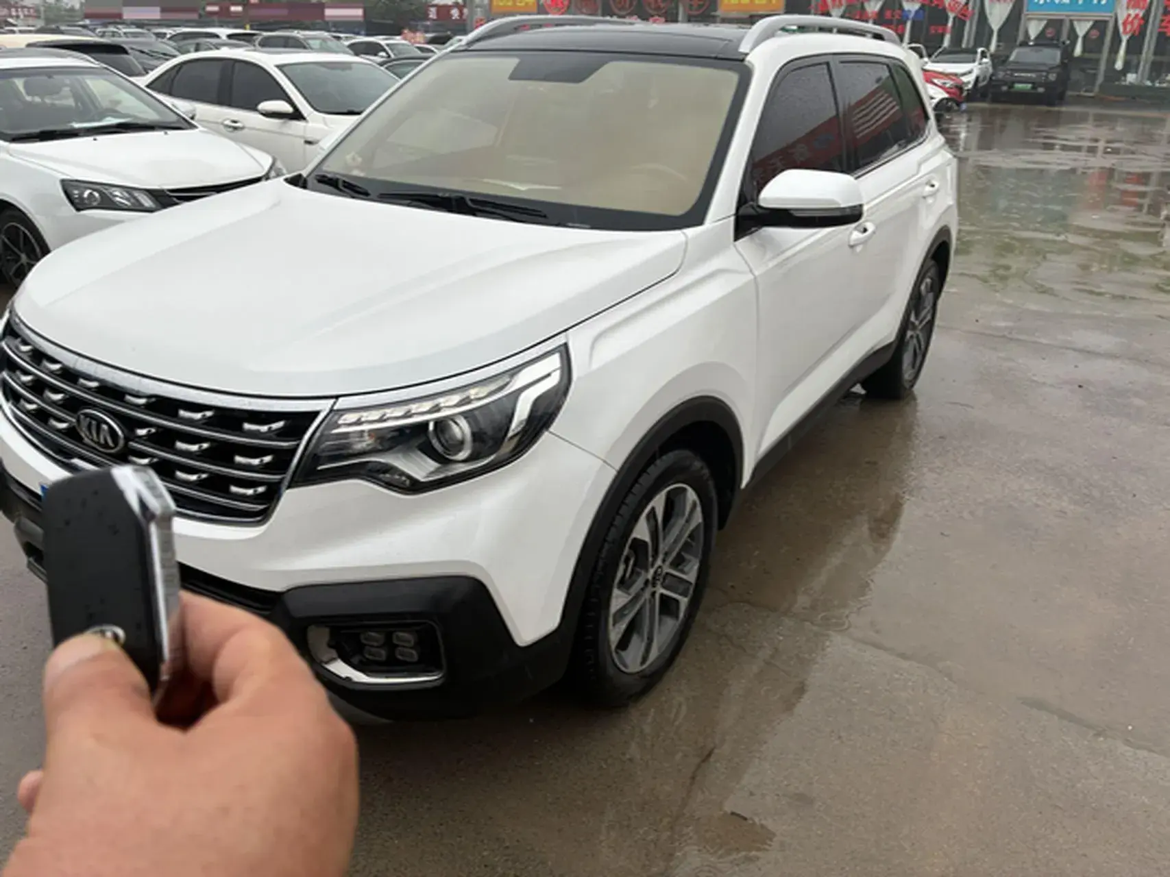 2018 KIA SPORTAGE view 1