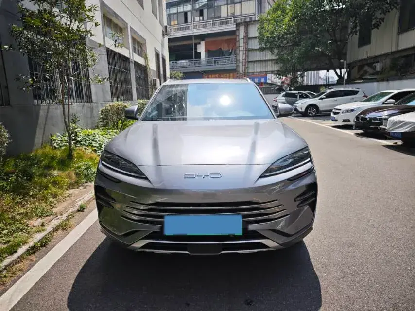 2024 BYD SONG thumbnail 2