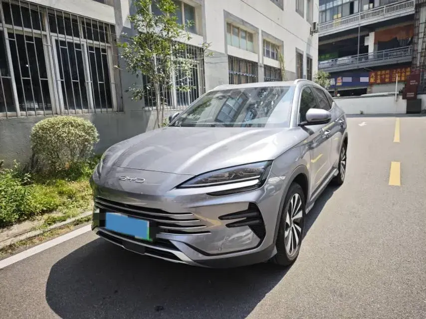 2024 BYD SONG view 1