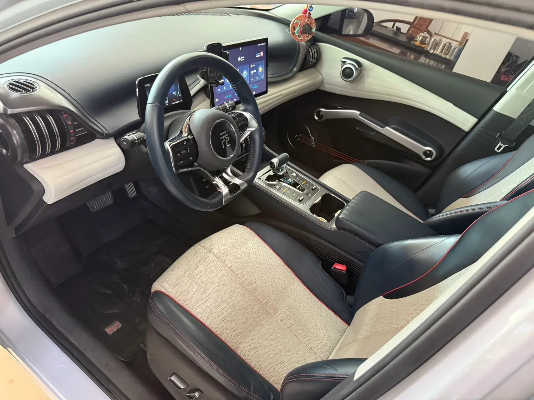 2022 BYD YUAN thumbnail 4