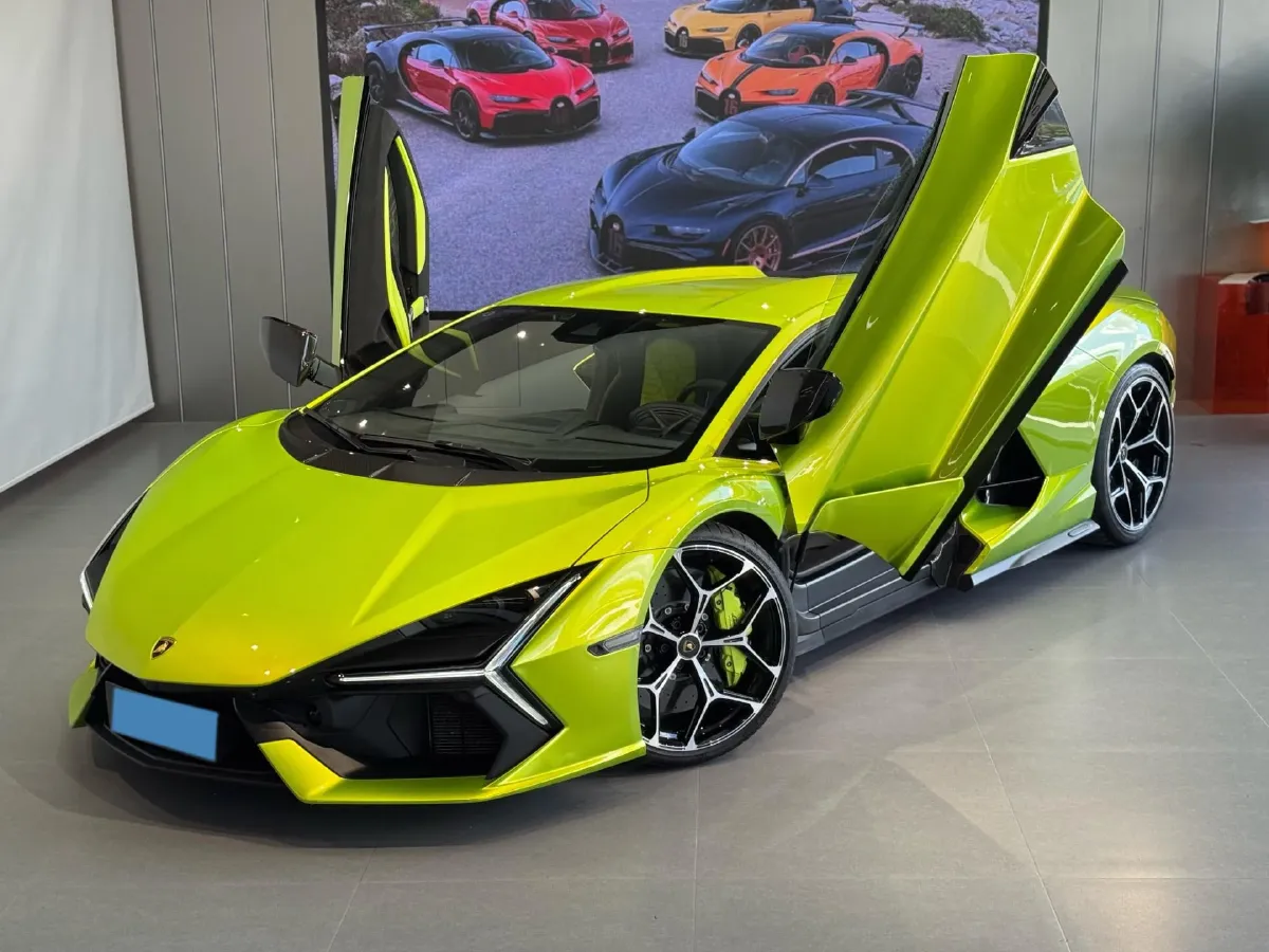 2023 Lamborghini Revuelto 6.5L 826HP V12 8DCT PHEV 3.8KWH,autocango,china used car exporter,china ev exporter,chinese used car exporter,chinese used ev exporter