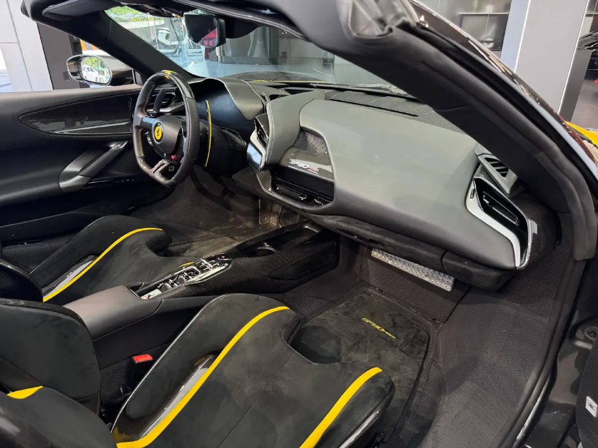 2021 Ferrari SF90 3.9T 781HP V8 8DCT PHEV 7.9KWH,autocango,china used car exporter,china ev exporter,chinese used car exporter,chinese used ev exporter