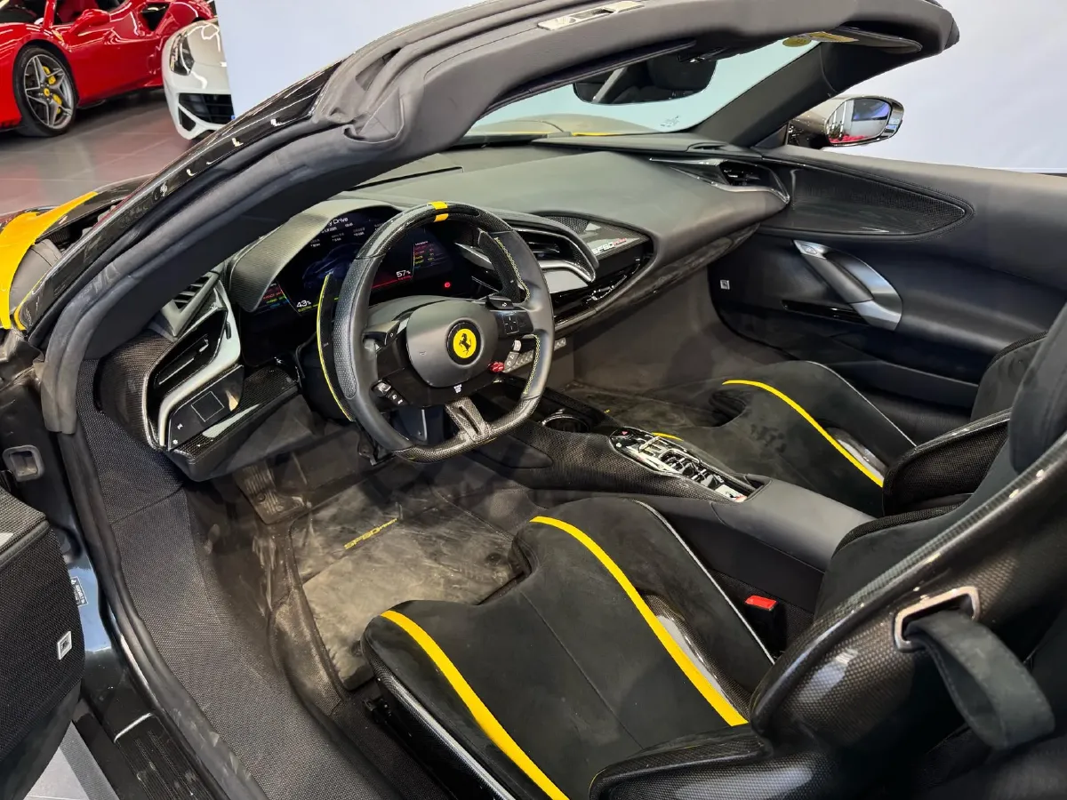 2021 Ferrari SF90 3.9T 781HP V8 8DCT PHEV 7.9KWH,autocango,china used car exporter,china ev exporter,chinese used car exporter,chinese used ev exporter