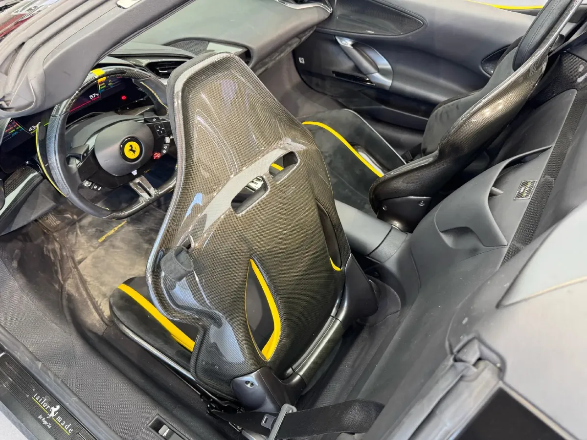 2021 Ferrari SF90 3.9T 781HP V8 8DCT PHEV 7.9KWH,autocango,china used car exporter,china ev exporter,chinese used car exporter,chinese used ev exporter