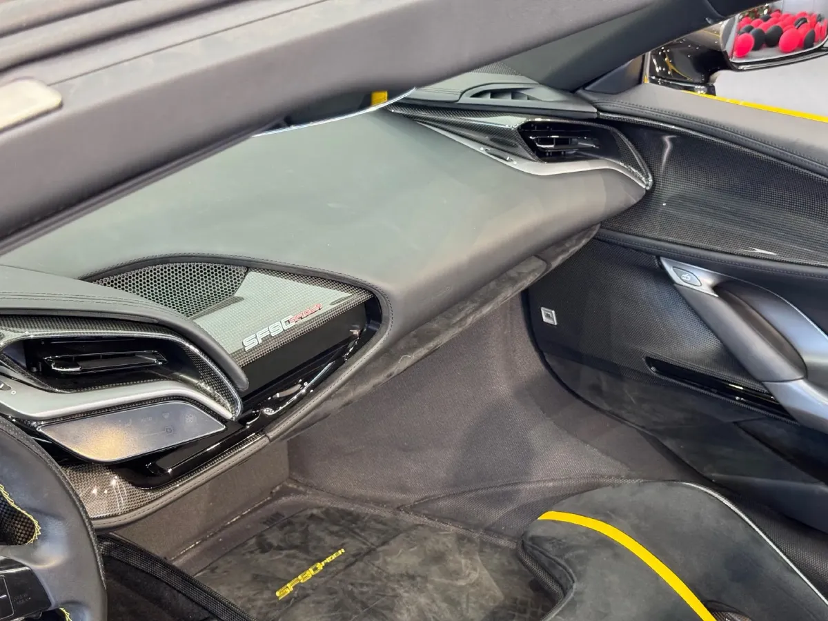 2021 Ferrari SF90 3.9T 781HP V8 8DCT PHEV 7.9KWH,autocango,china used car exporter,china ev exporter,chinese used car exporter,chinese used ev exporter