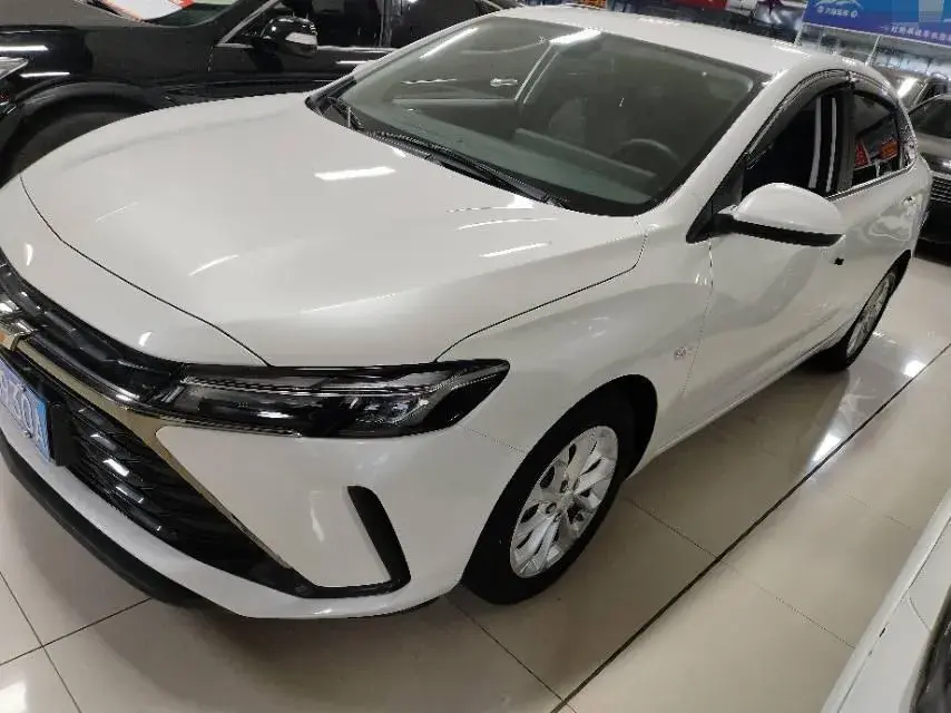 2024 CHEVROLET MONZA view 1