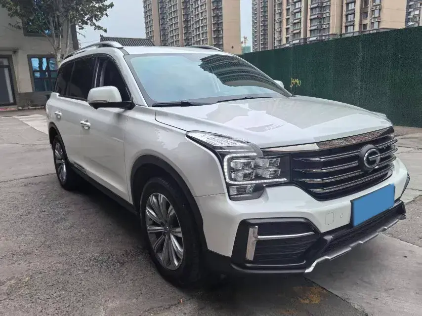 2019 GAC TRUMPCHI thumbnail 3