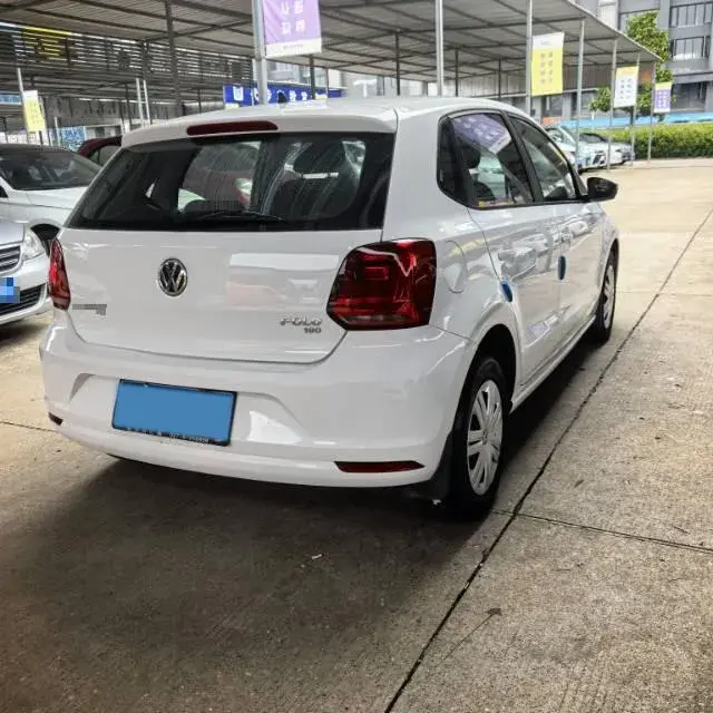 2018 VOLKSWAGEN POLO thumbnail 4