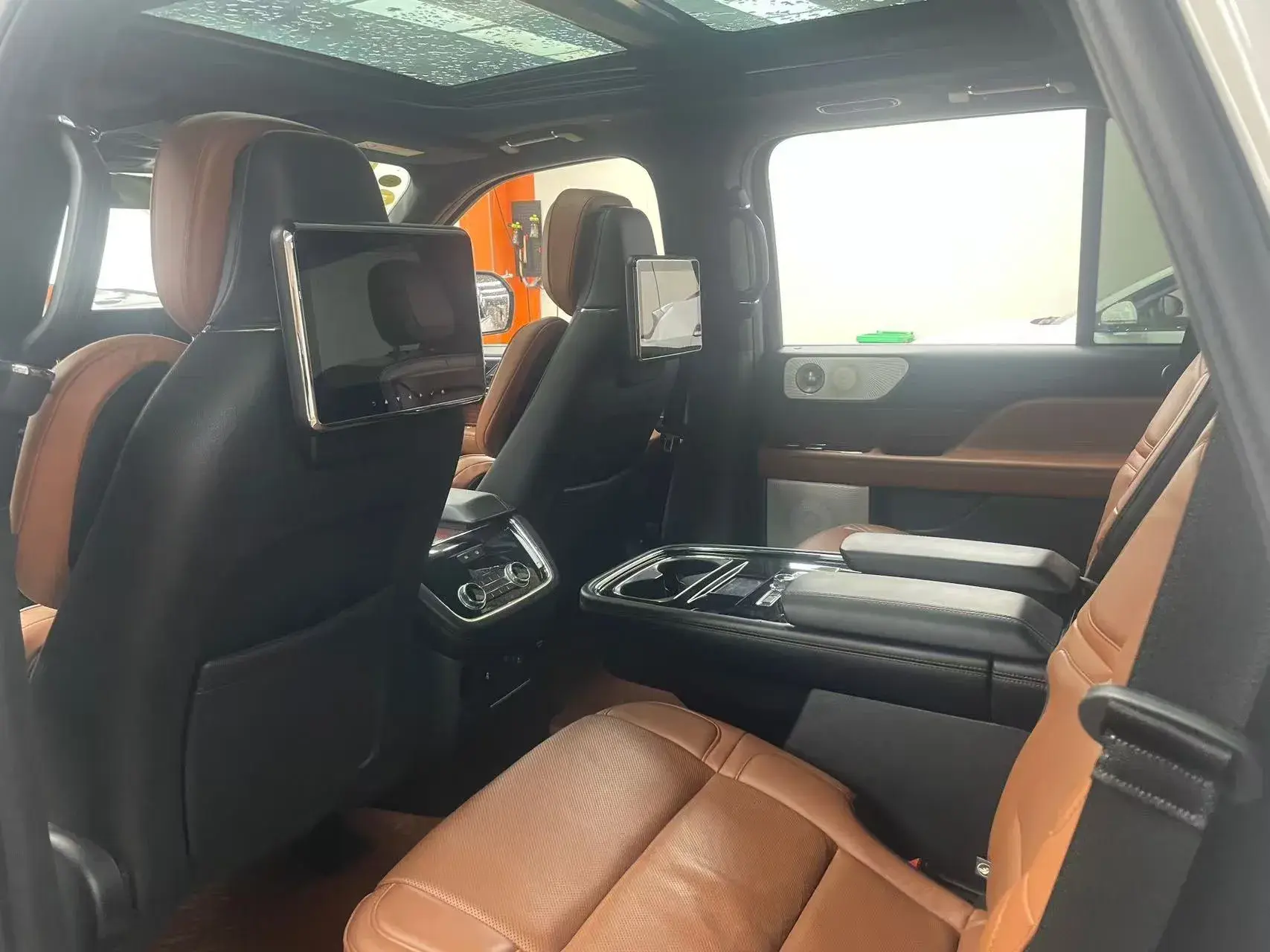 2018 LINCOLN NAVIGATOR thumbnail 4