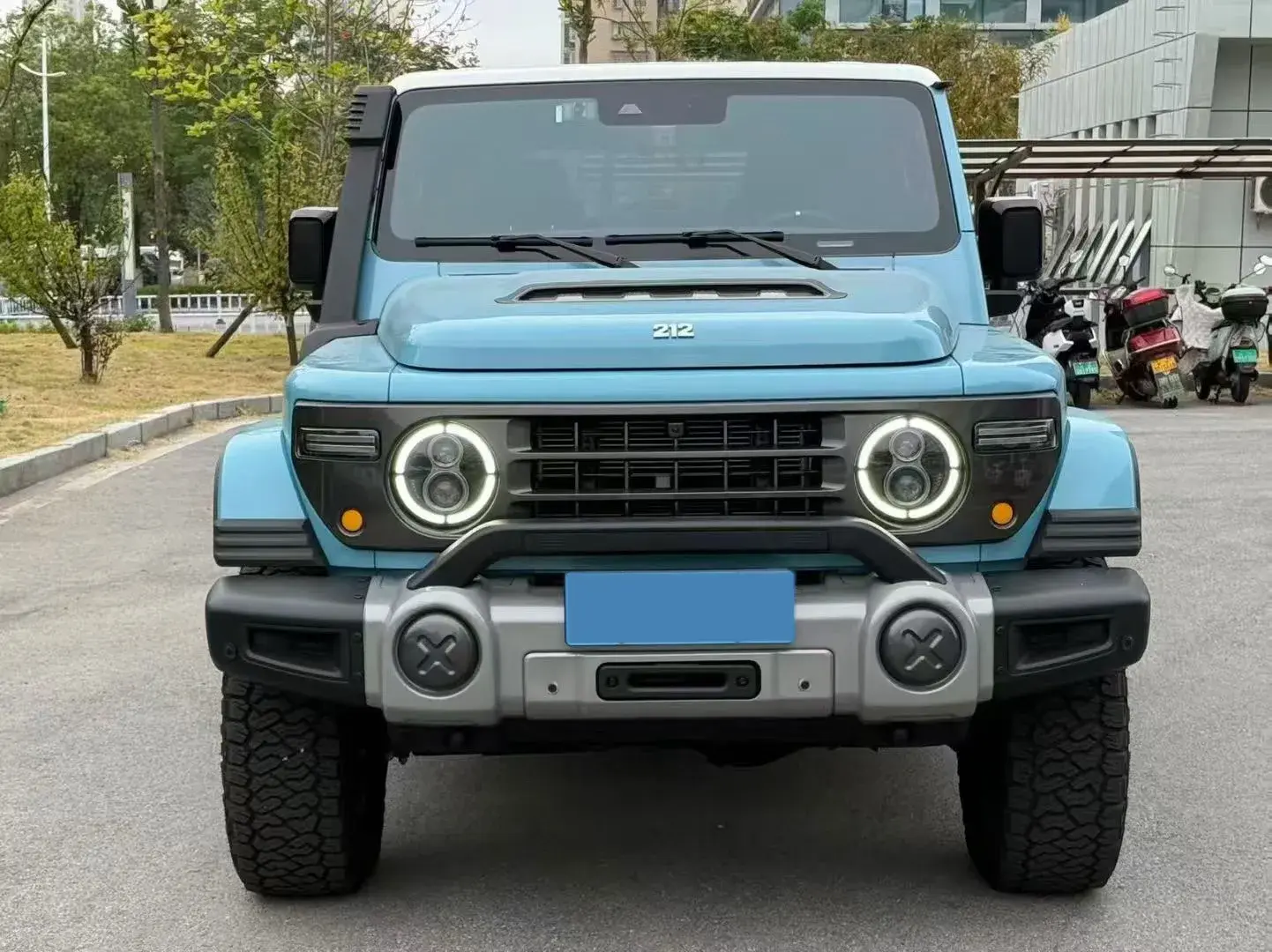 2025 212 212 thumbnail 2