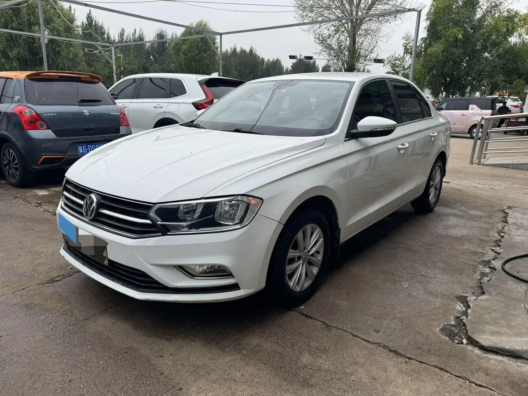 2018 VOLKSWAGEN BORA view 1