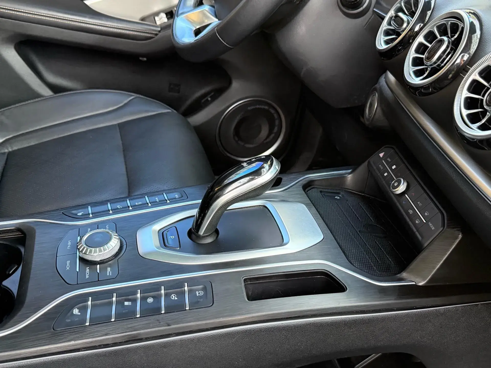 2019 WEY VV6 thumbnail 2