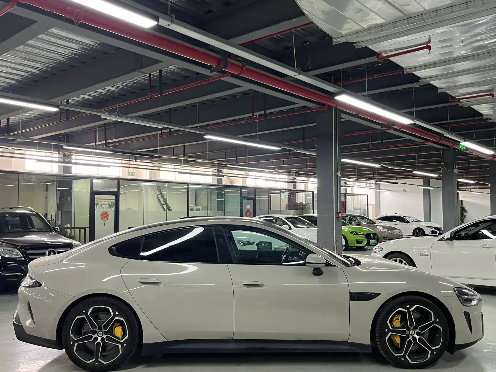 2024 MI SU7 thumbnail 4