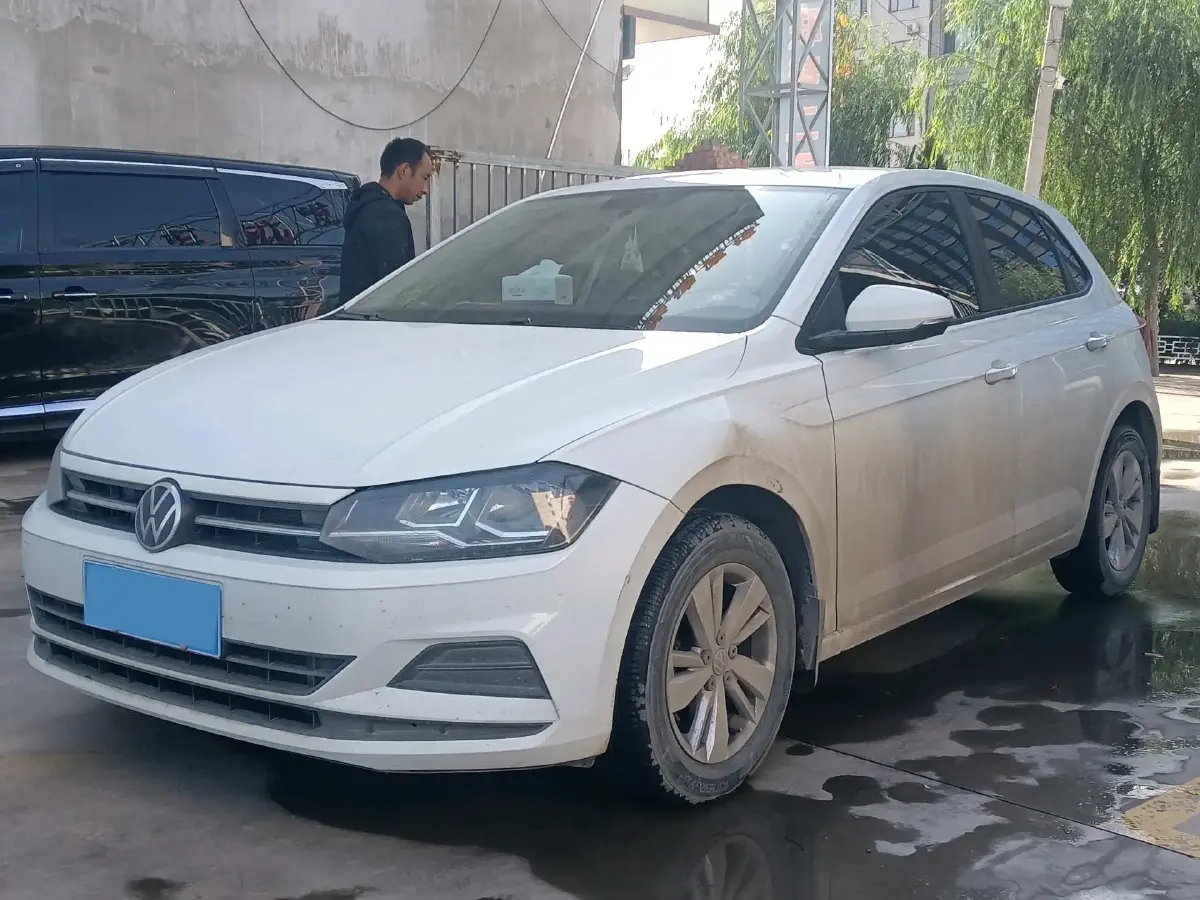 2023 Volkswagen Polo 1.5L 113HP L4 6AT