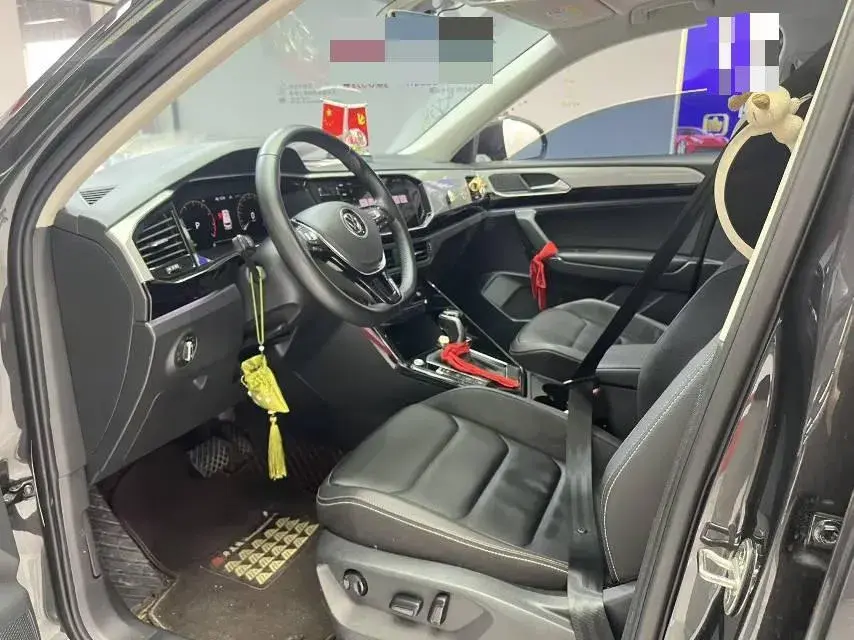 2022 VOLKSWAGEN TAYRON thumbnail 4