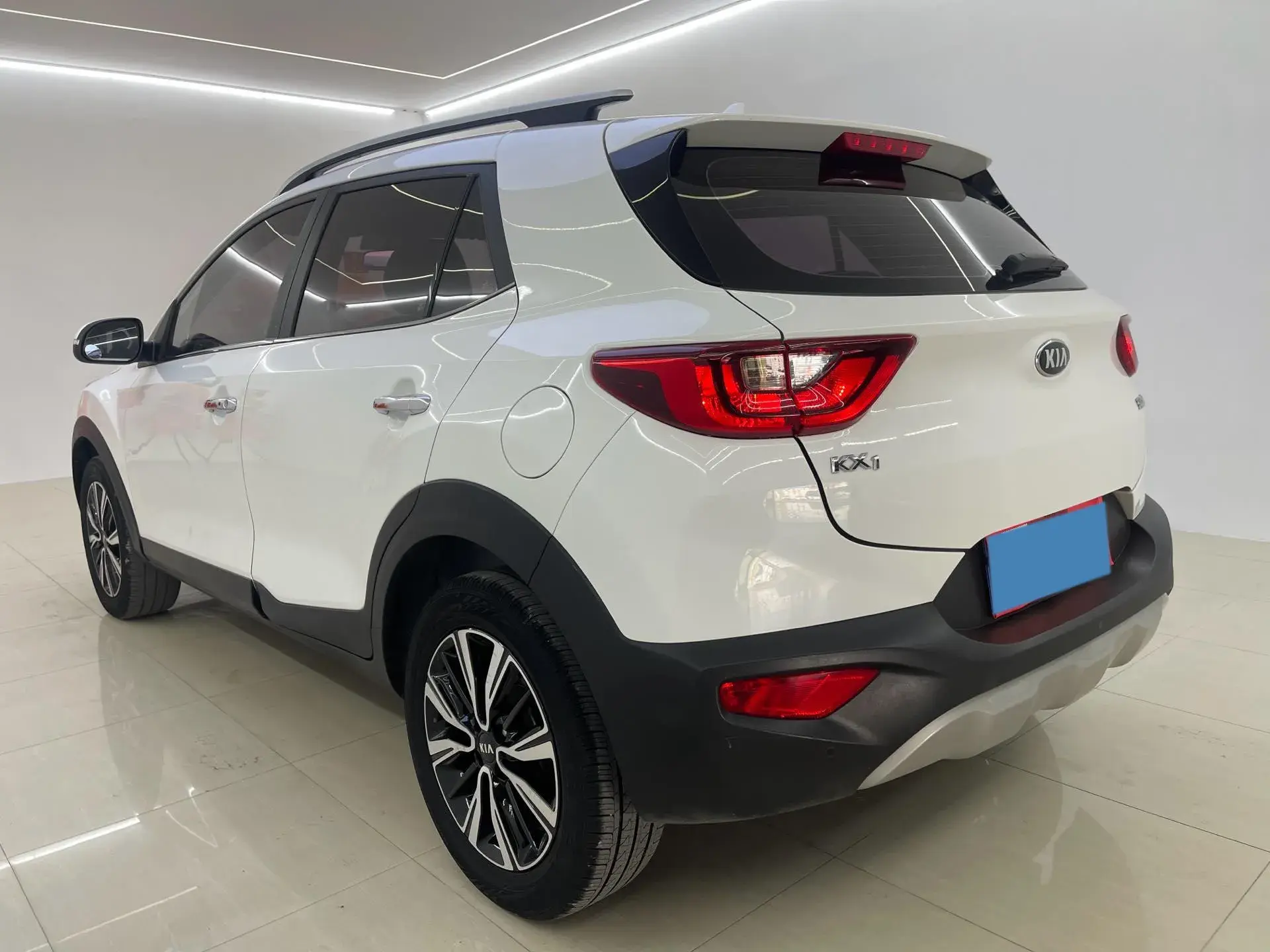 2021 KIA KX1 thumbnail 4