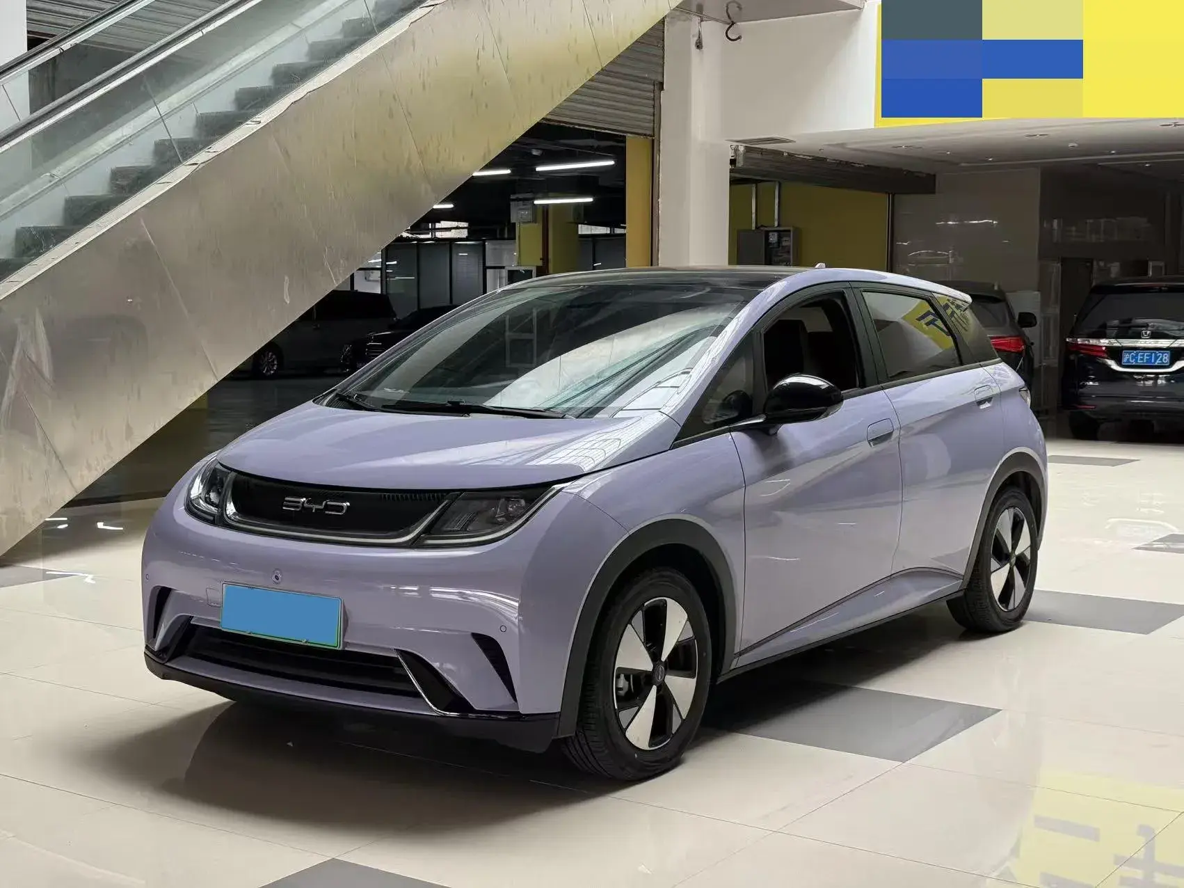 2023 BYD DOLPHIN view 1