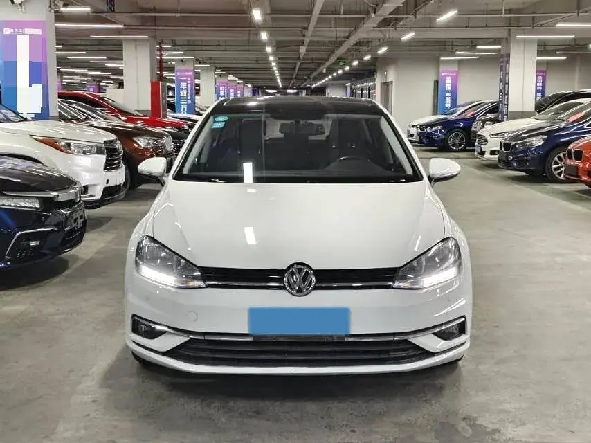 2018 VOLKSWAGEN GOLF thumbnail 2