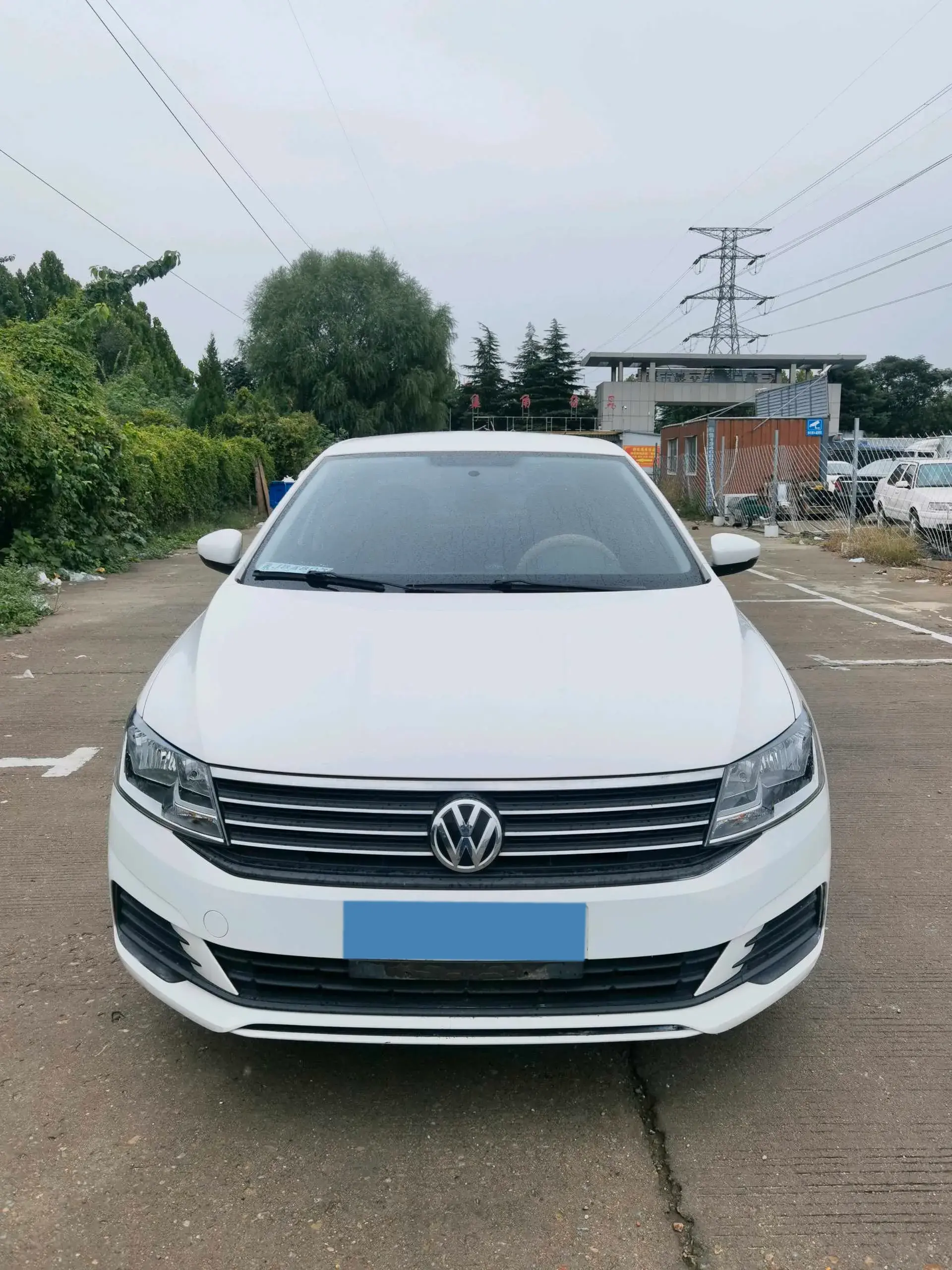 2019 VOLKSWAGEN LAVIDA thumbnail 2