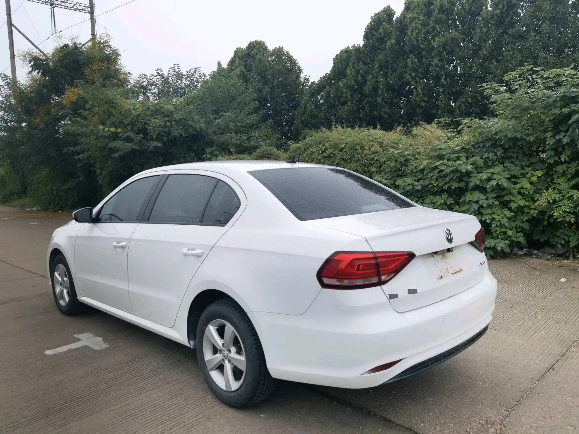 2019 VOLKSWAGEN LAVIDA thumbnail 4