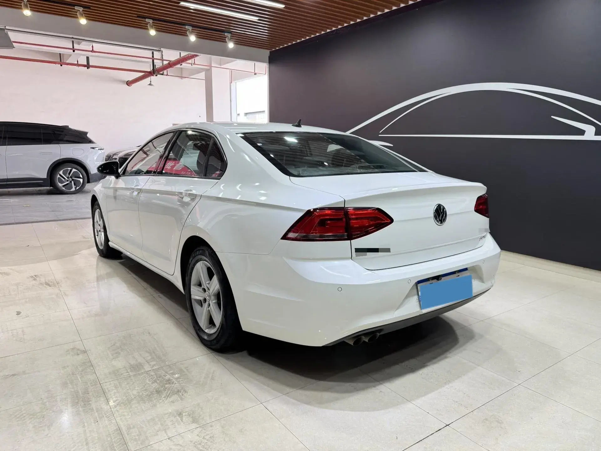 2018 VOLKSWAGEN LAMANDO thumbnail 4