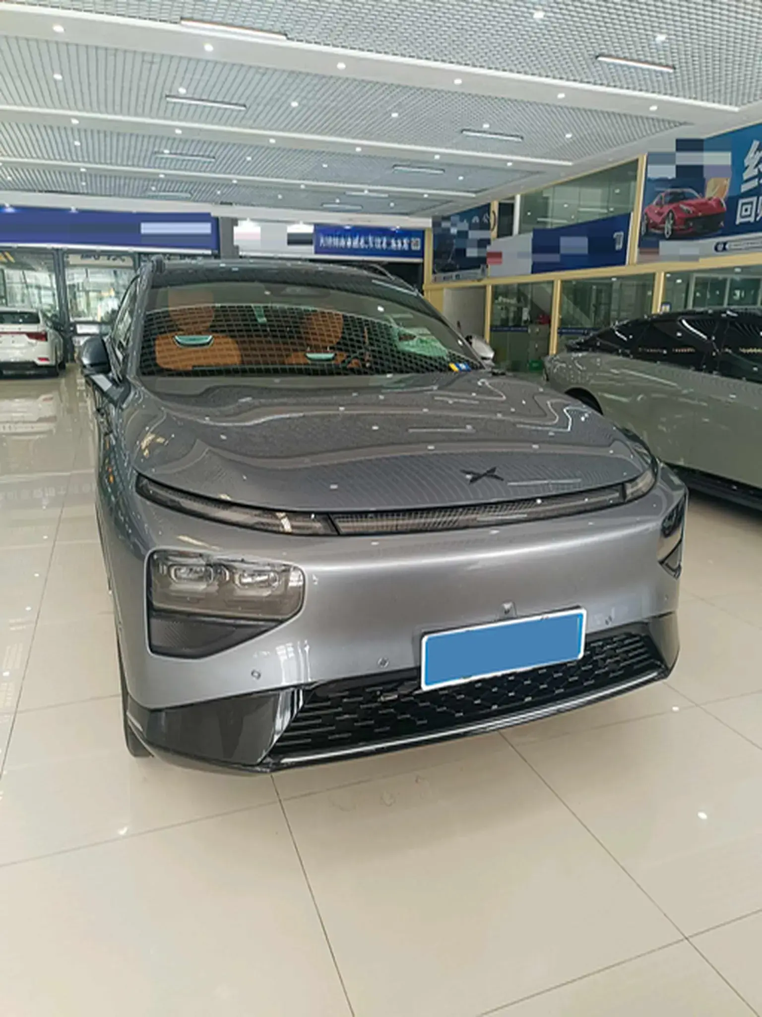 2022 XPENG G9 thumbnail 2