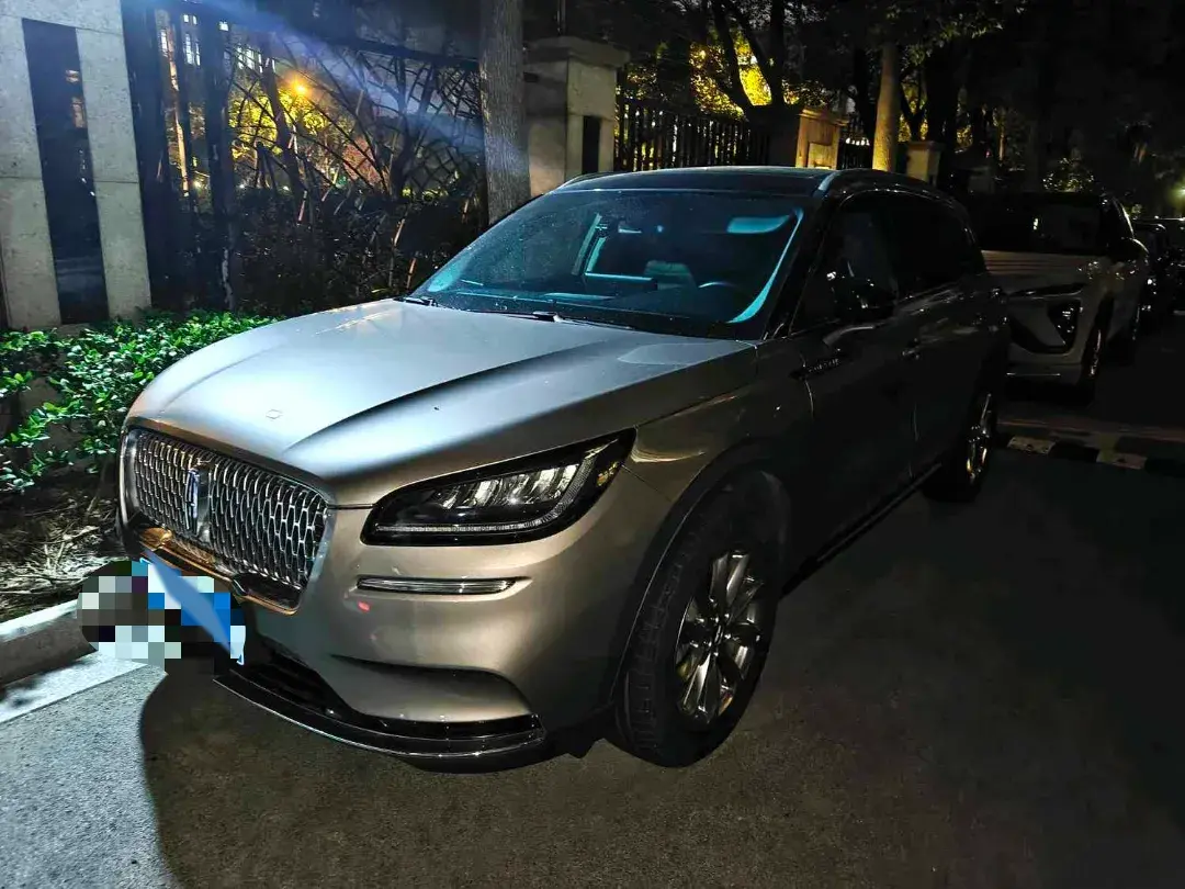 2020 LINCOLN CORSAIR view 1