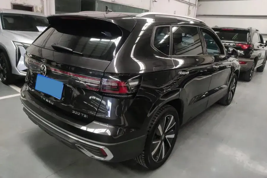 2023 VOLKSWAGEN THARU thumbnail 2