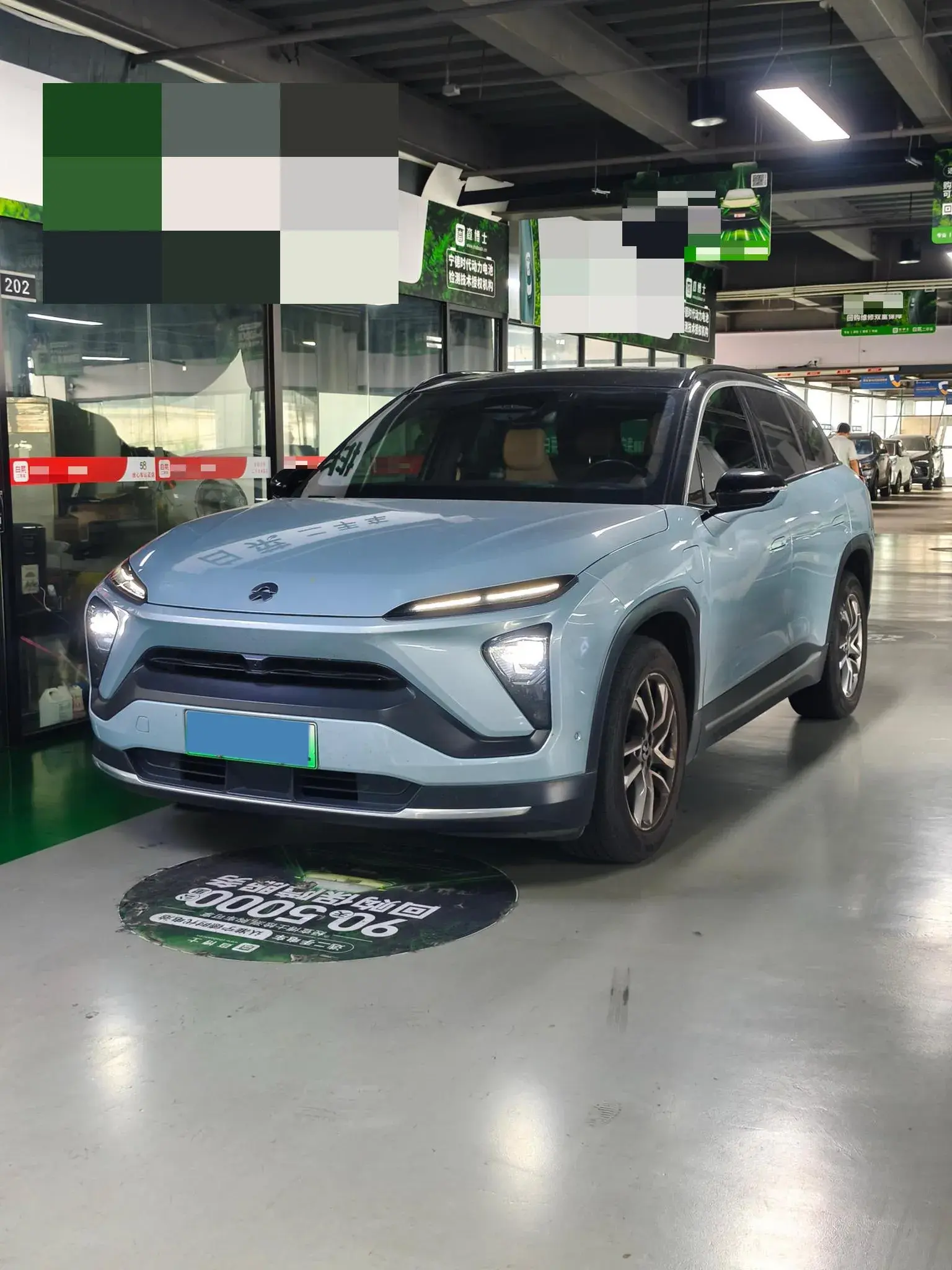 2020 NIO ES6 view 1