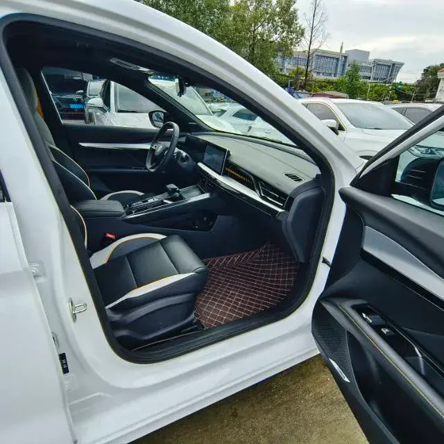 2022 MG 5 thumbnail 4