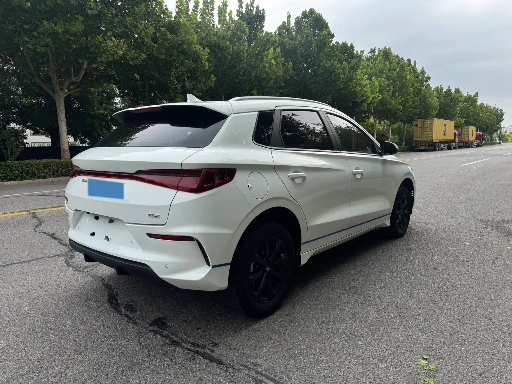 2021 BYD E3 thumbnail 4