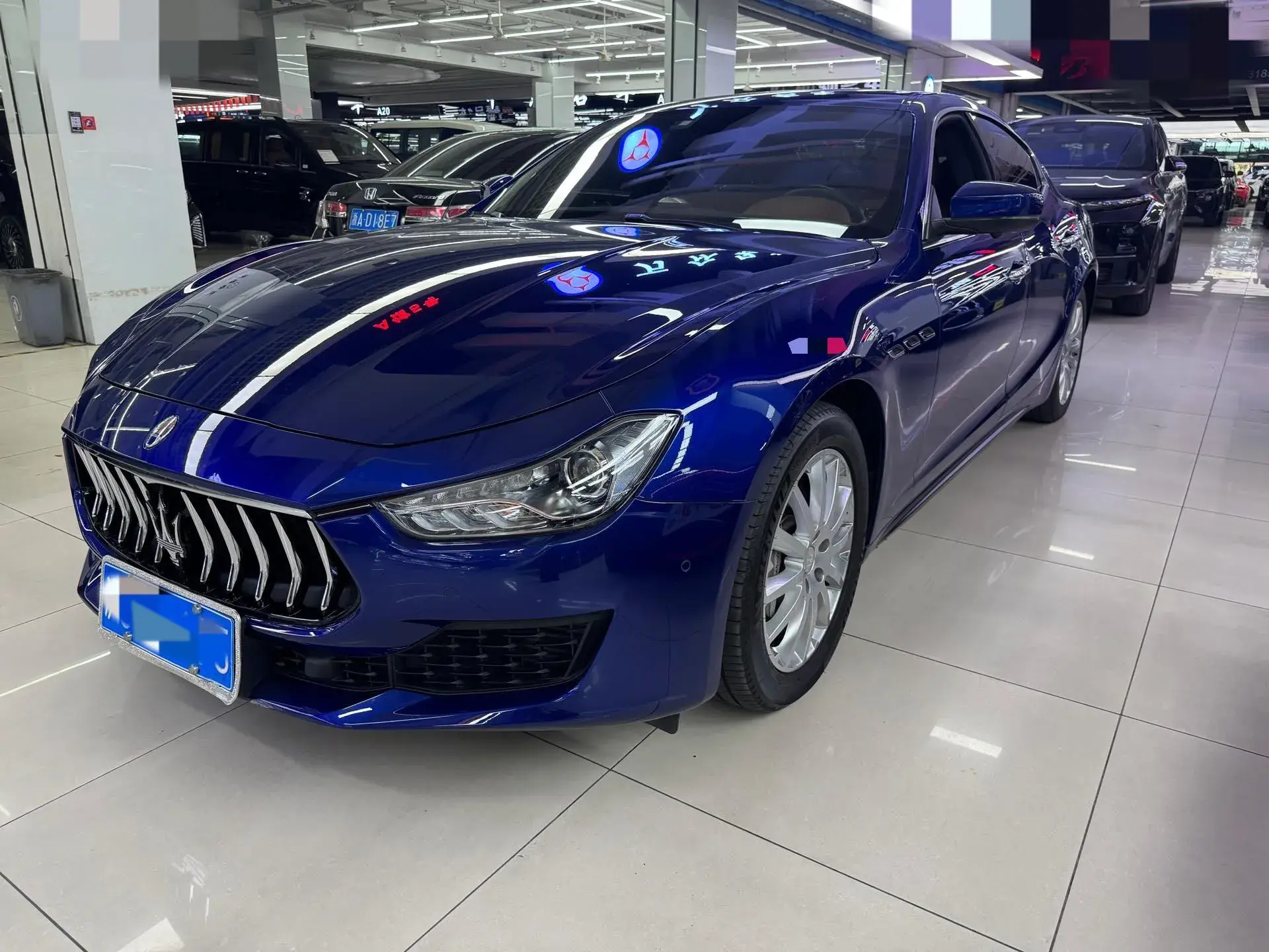 2019 MASERATI GHIBLI view 1