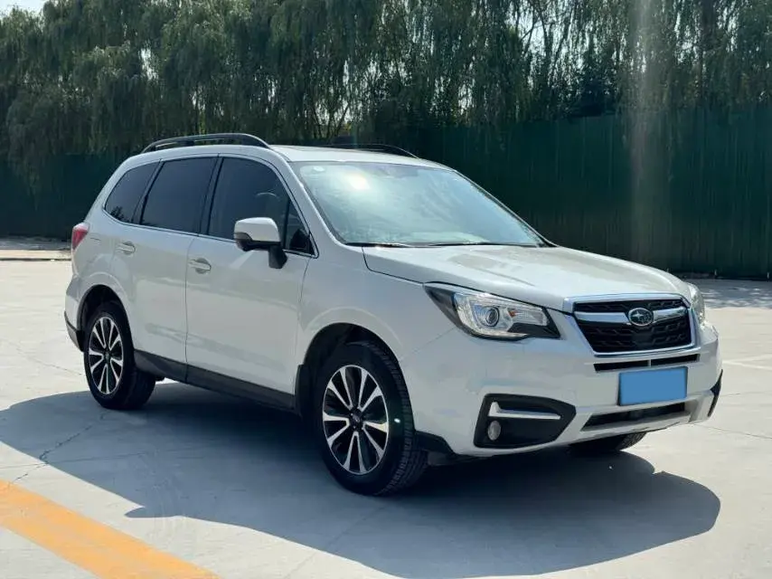 2018 SUBARU FORESTER thumbnail 3