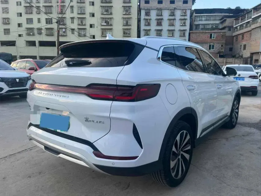 2023 BYD SONG thumbnail 4