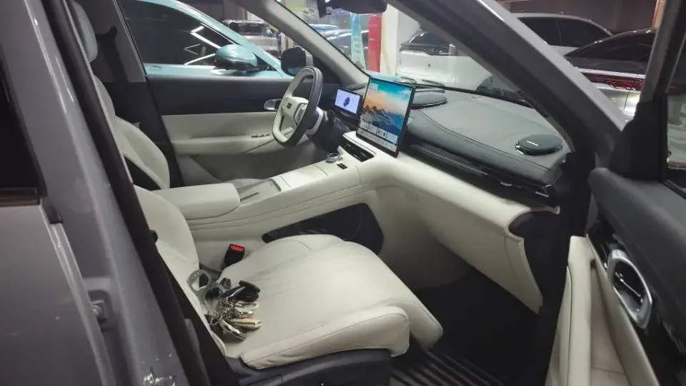 2024 GEELY GALAXY thumbnail 3