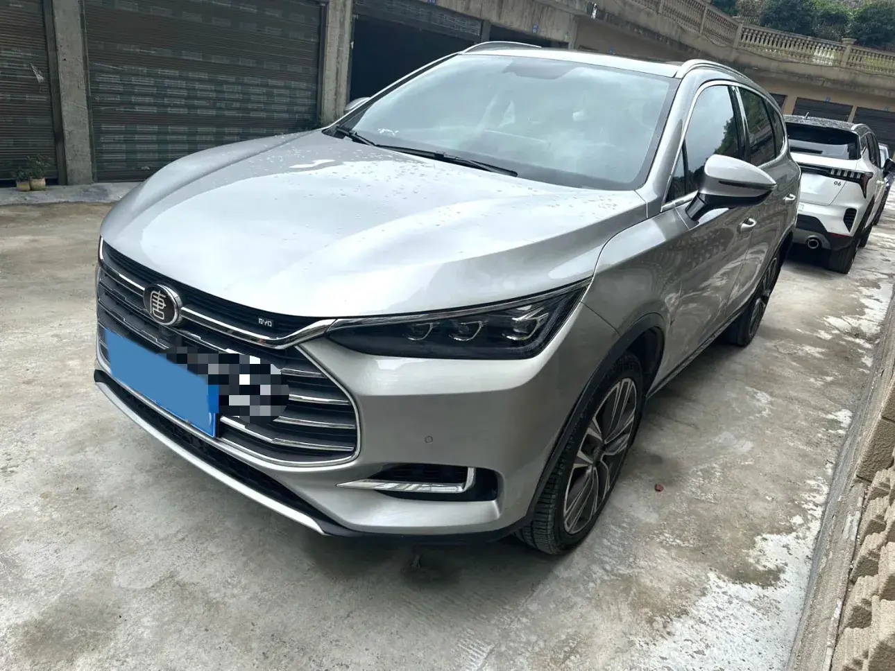 2018 BYD TANG view 1