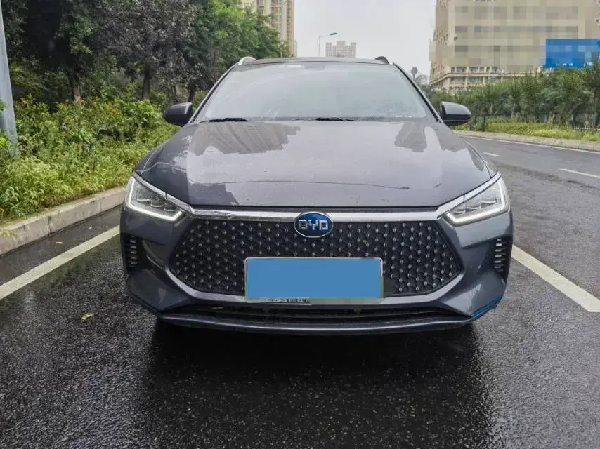 2021 BYD E3 thumbnail 2