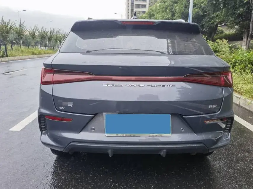 2021 BYD E3 thumbnail 4