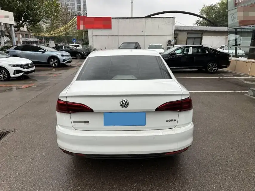2020 VOLKSWAGEN BORA thumbnail 4