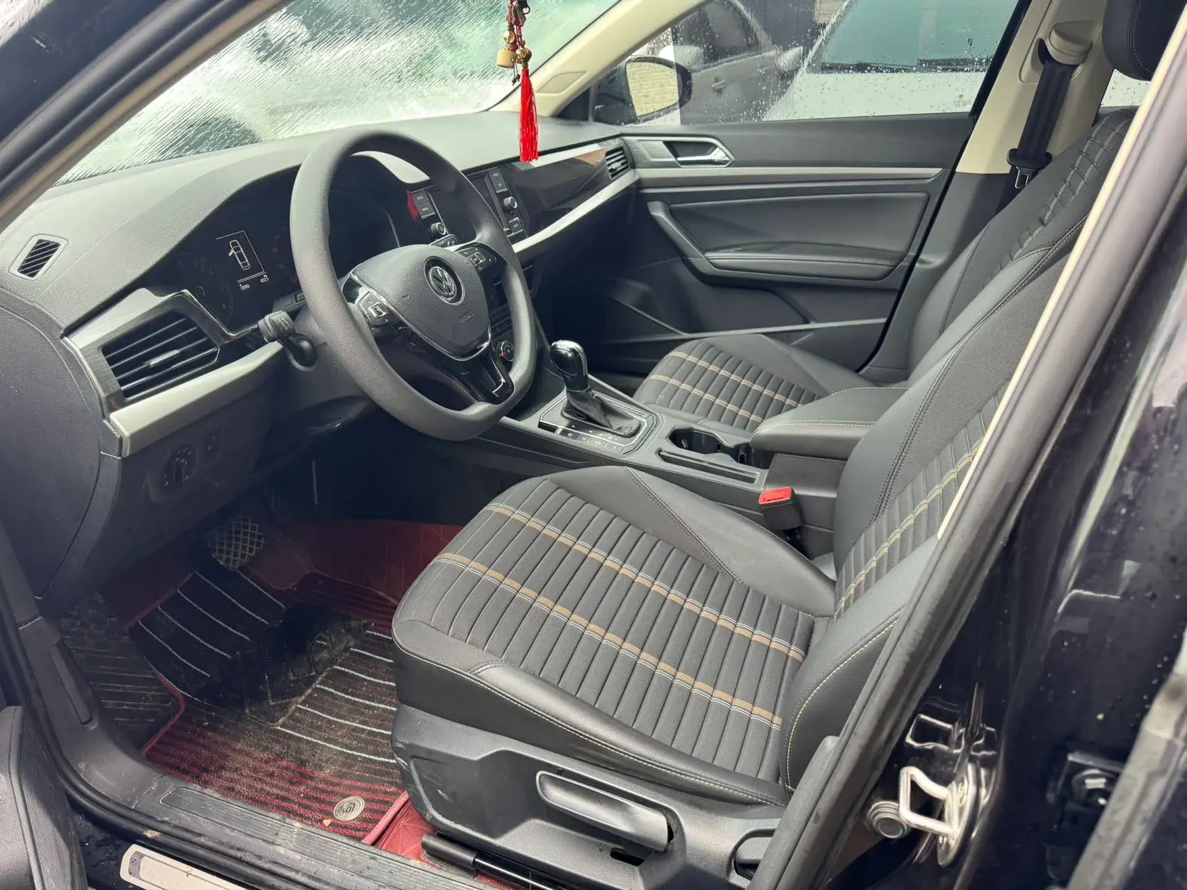 2018 VOLKSWAGEN LAVIDA thumbnail 4